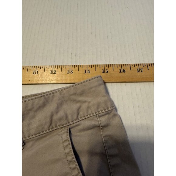 Sonoma Women's Mid Rise Straight Shorts Tan 4 Pockets Size 8 - Picture 12 of 15